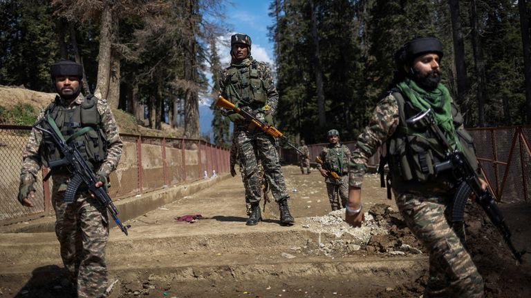 Explosions in Srinagar Following Ceasefire Announcement Between India and Pakistan