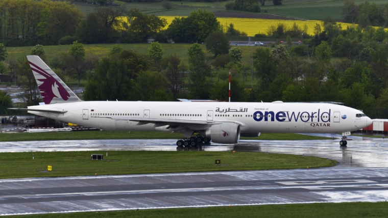 Boeing Signs Historic Deal with Qatar Airways