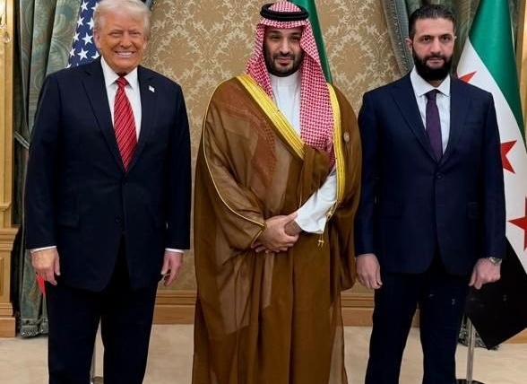 ترامب يلتقي الشرع في الرياض قُبَيْل القمة الخليجية