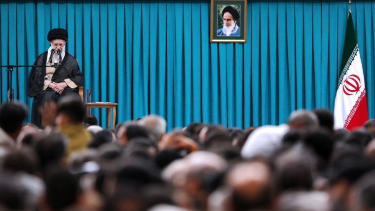 Khamenei Approves Partial Enrichment Freeze Amid Nuclear Negotiations