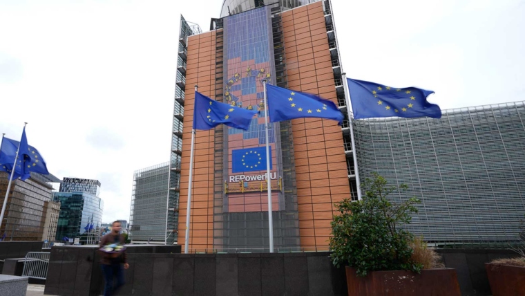 European Union Approves Lifting Economic Sanctions on Syria in Move to Reset International Stance
