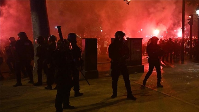 قتيلان و559 موقوفاً في فرنسا خلال احتفالات صاخبة بفوز باريس سان جيرمان بلقب دوري الأبطال