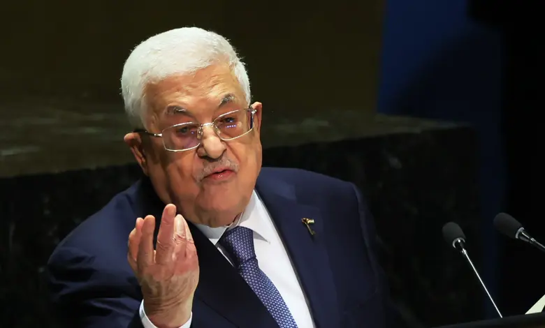 عباس يؤيد نزع سلاح حماس وإنهاء حكمها في غزة ضمن دولة فلسطينية مستقبلية
